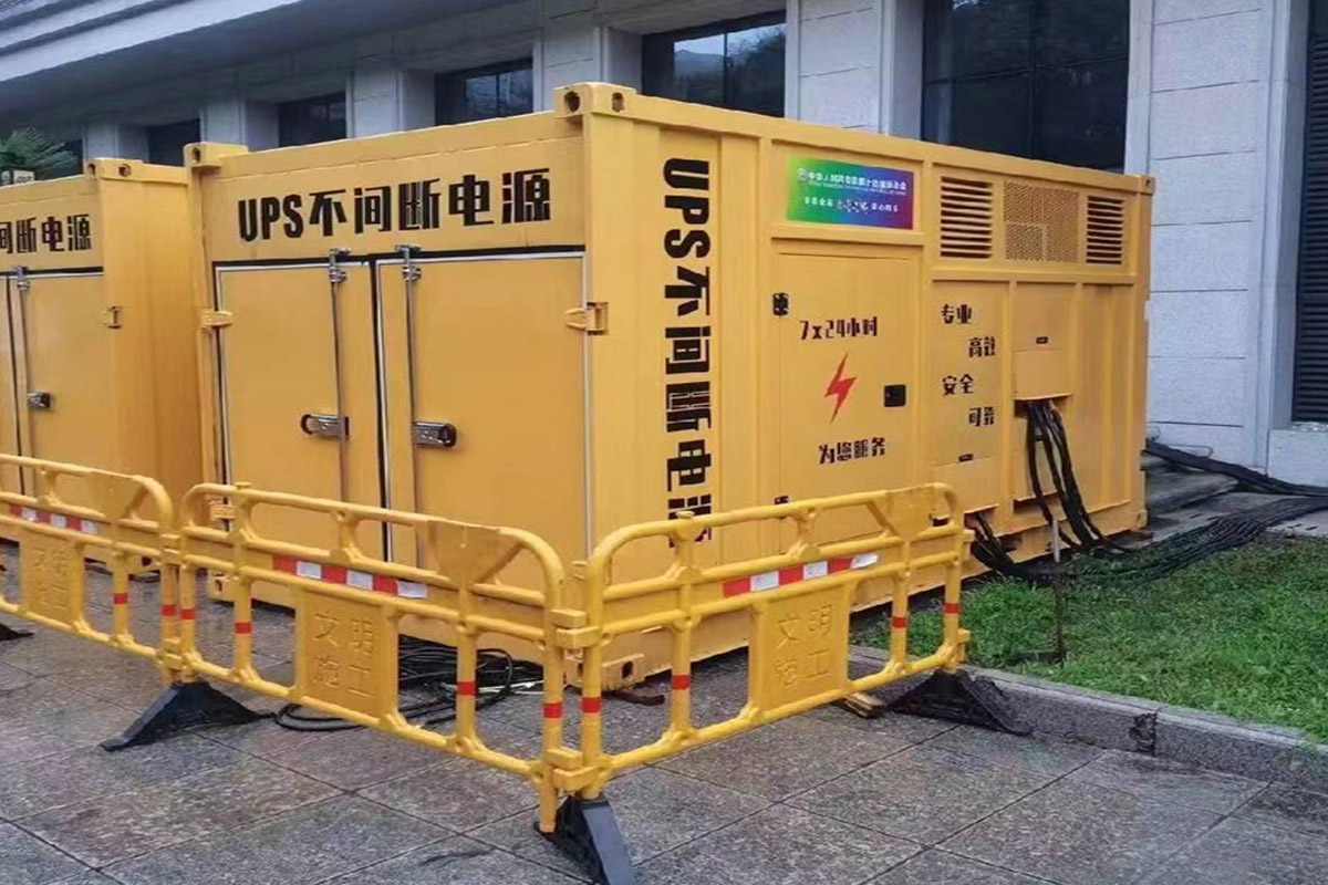 保靖发电机租赁施工现场